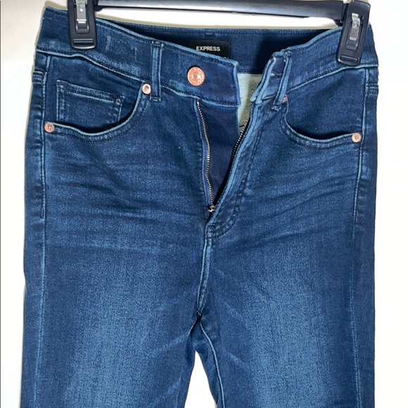 Express Blue High Rise Jeans - Picture 3 of 9